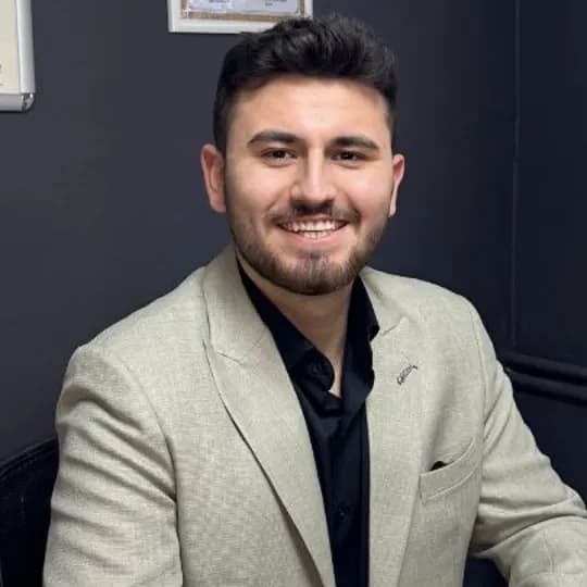 Ali Özdemir