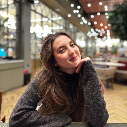 Aslı Nur