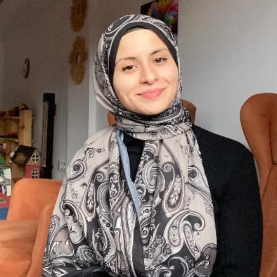 Ayşe Rana Topal