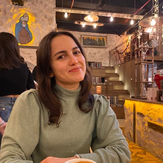 Bahar Topkaya
