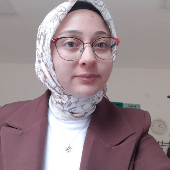 Beyzanur Canruh