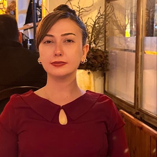 Büşra Kahraman