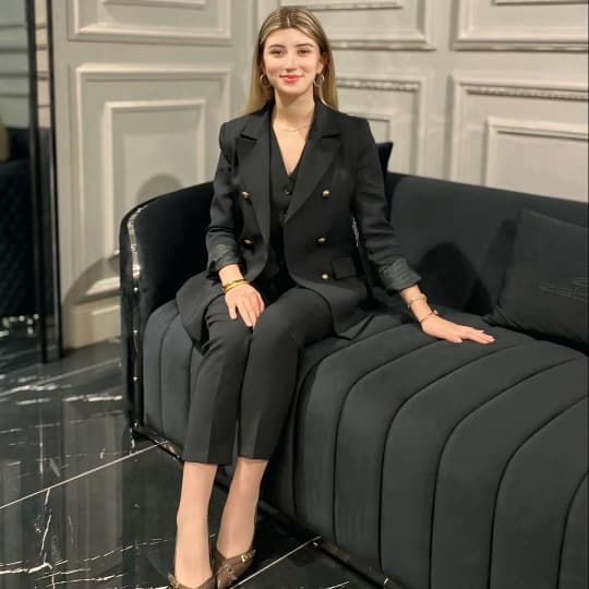 Dilara Bayrak