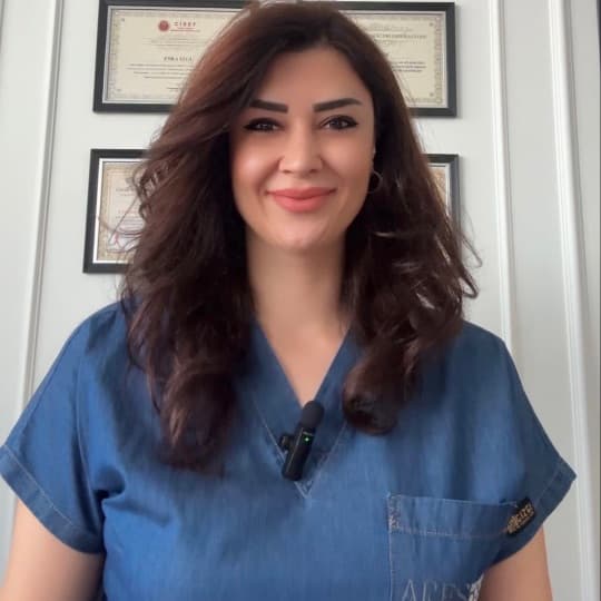 Esra İzgi