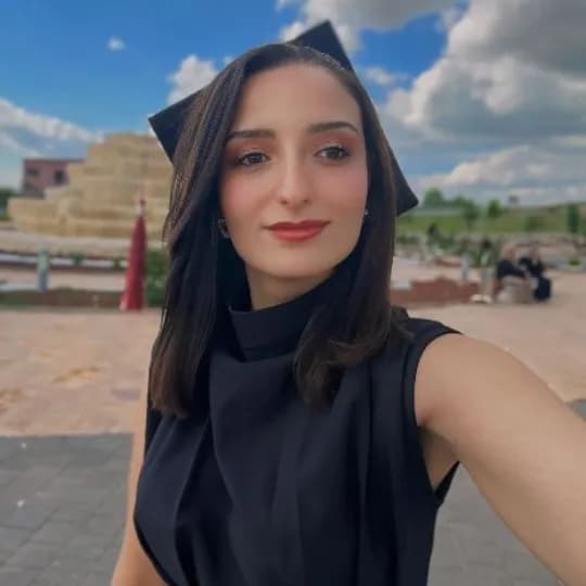Esra Toğrul