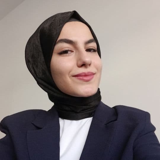 İrem Özgül