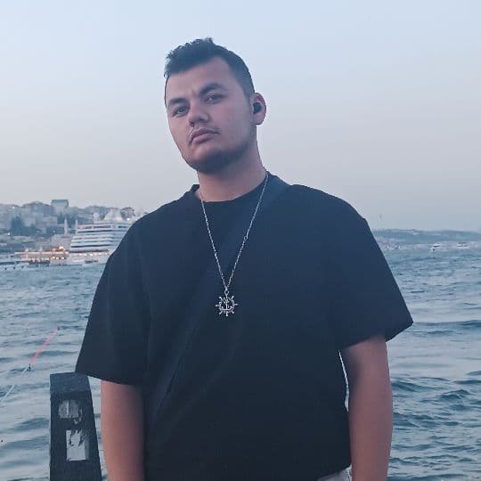 Kadir Öz