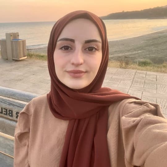 Kübra Çam