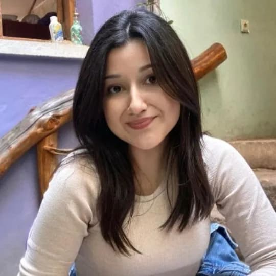 Merve Sade