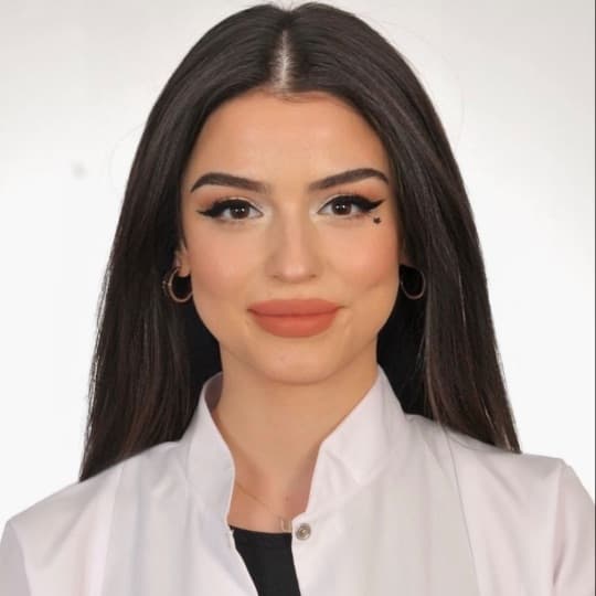Selin Öztoprak