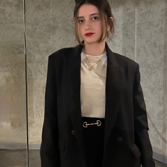 Zehra Nur Ak