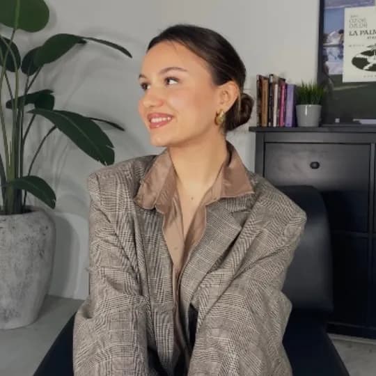 Zehra Bayraktar