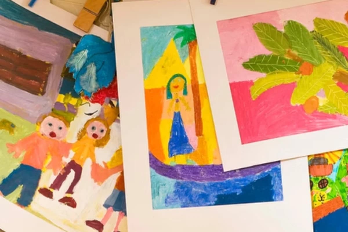 Çocuklarda Çizim: Gelişimin Görsel Dili blog resmi