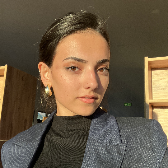 Ayhanım Hoş